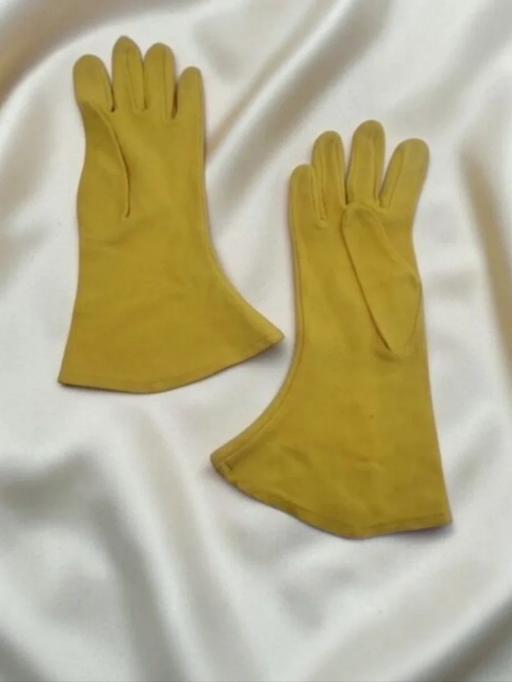 Vintage 60s Harvest Gold Silky Nylon Bracelet Length Day Gloves Size 7